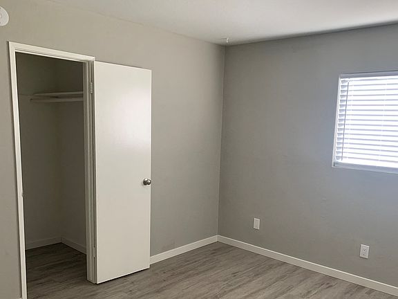 5th image of 1634 W 104th St #1624