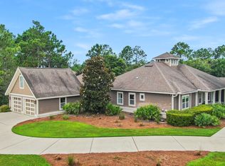 16 Gulf Pines Ct, Freeport, FL 32439