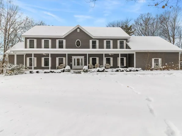 2001 Depot Street, Manchester, VT 05255