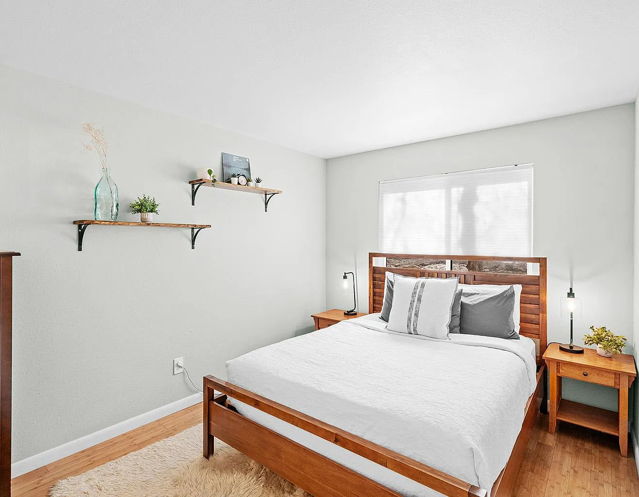 1 bed, 650 sqft, $2,000 — Photo 3