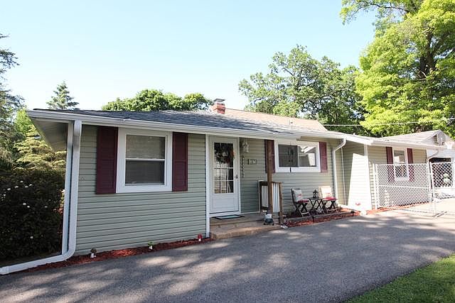 1st image of 37489 N Grand Blvd