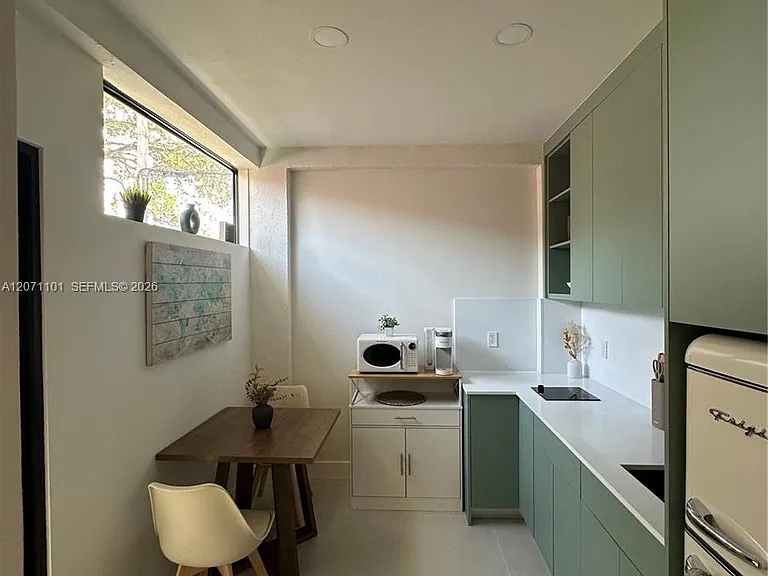 5611 NW 8th Ave #A — Photo 3