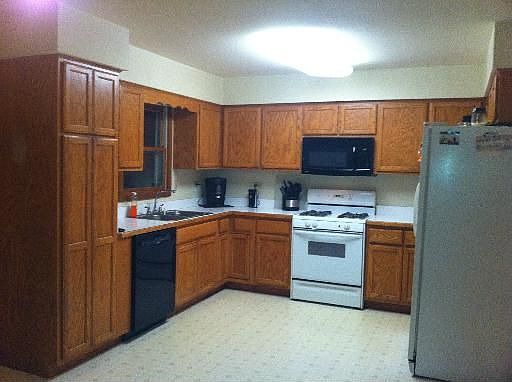 2nd image of 6614 Peyla Ln