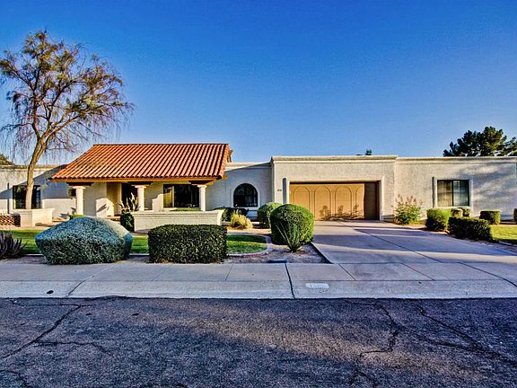 2nd image of 1823 E Hermosa Dr