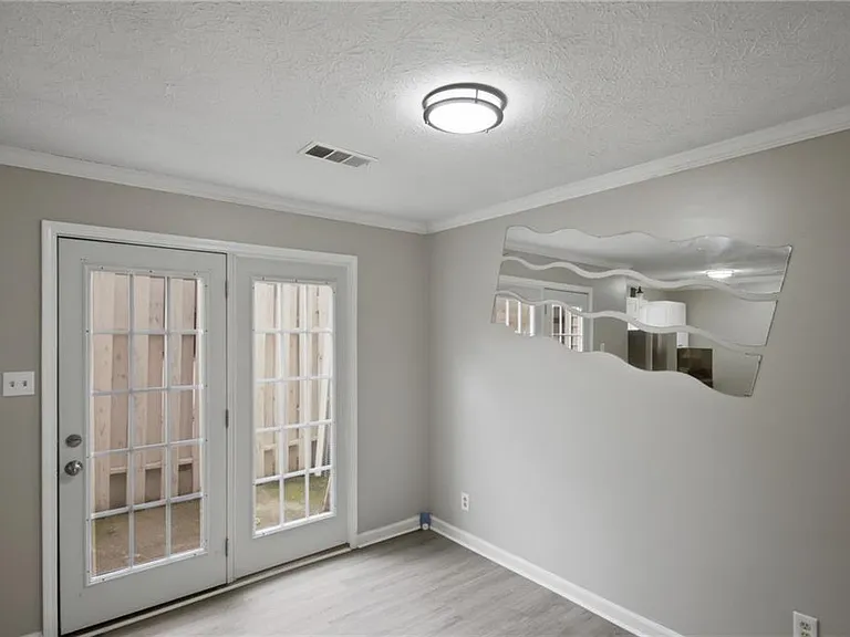 218 Mill Creek Pl — Photo 12