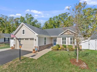 27 Pine Knot Dr, Palmyra, VA 22963