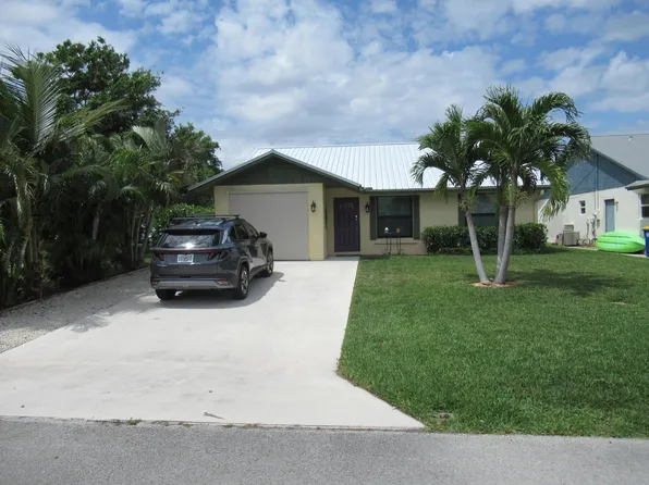 5832 SE Collins Avenue, Stuart, FL 34997