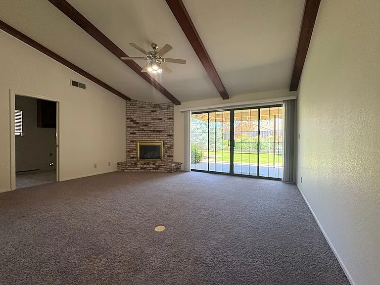 762 Corvey Cir — Photo 13