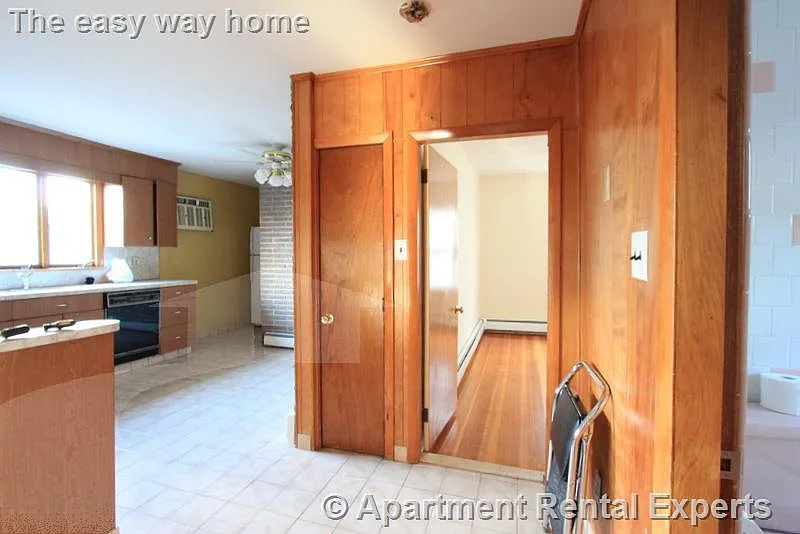 2 bed, $2,800 — Photo 4