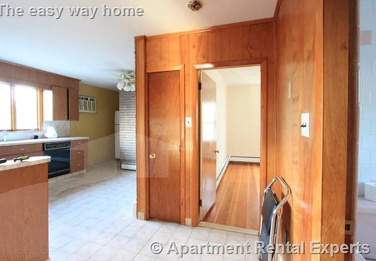 544 Main St #2 — Photo 20