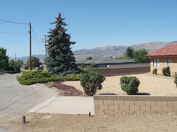 side view of Golden Hills 