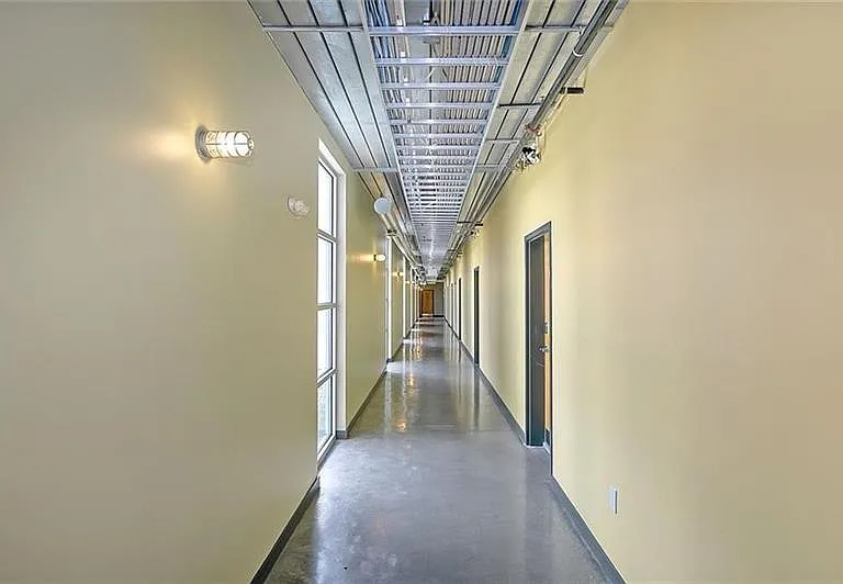 620 Glen Iris Dr NE #325 — Photo 18