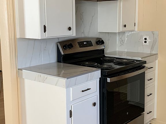 5th image of 1114 Thorpe Springs Rd