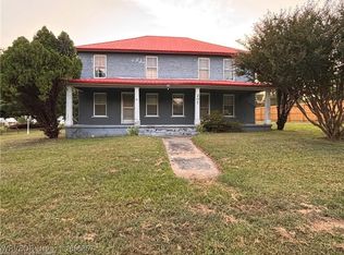 207 N Olive St, Hartford, AR 72938
