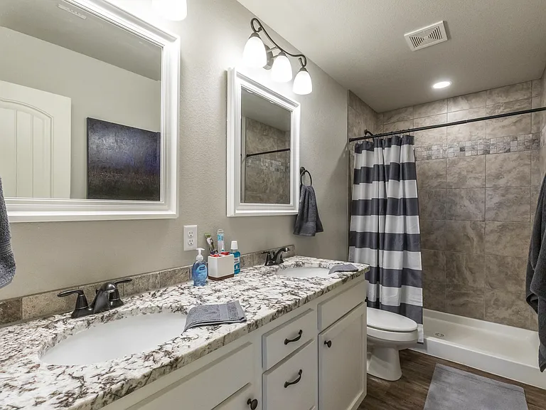 144 Carriage Hills Pkwy — Photo 14