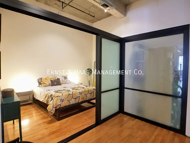 115 W 4th St #210 — Photo 26