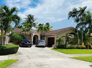 14851 SW 170th Ter, Miami, FL 33187