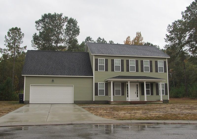 http://www.propertyboss.net/CustomerImages/SWEYER_71385/media/Properties/1091%20Creek%20Bend%20Drive/zsmall_11-12-12%20132.JPG