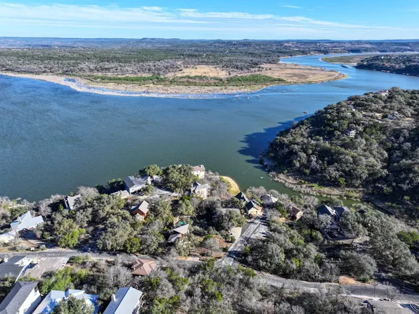 103 Center Cove I Loop, Spicewood, TX 78669