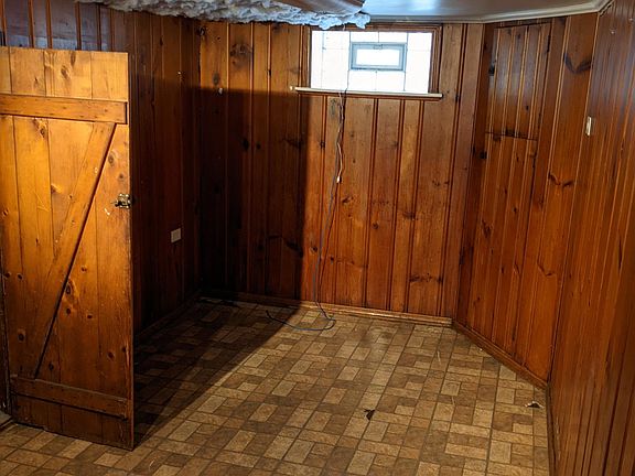 2nd image of 8300 Vista Ave