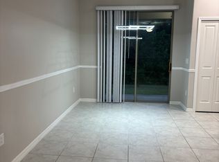 9710 Pembrooke Pines Dr, Sun City Center, FL 33573