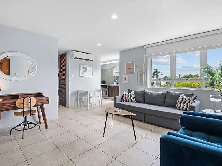 Apt 304 Atlantic Court Apartments 59 C San Miguel — Photo 9