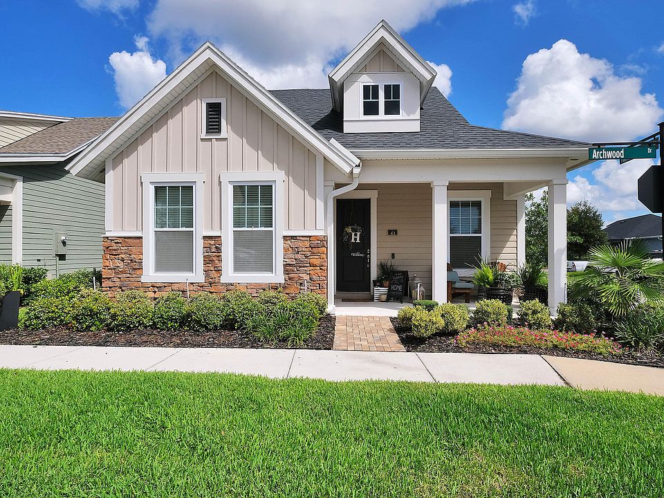 1st image of 43 Archwood Dr