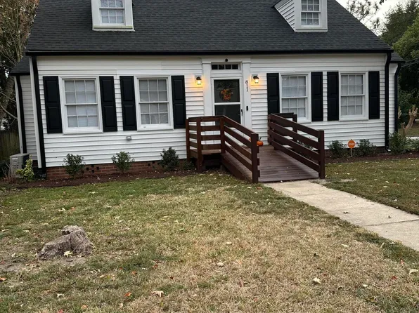 811 Briggs St S, Wilson, NC 27893