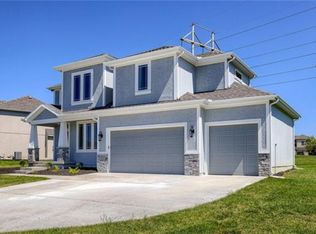 24943 W 85th St, Lenexa, KS 66227