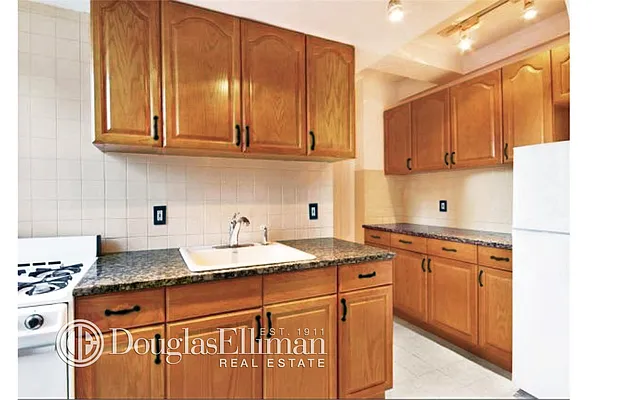 Sold by Douglas Elliman | media 13