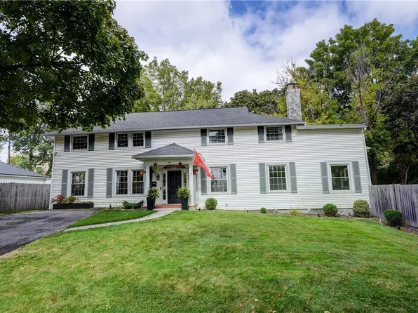 190 Saint Johns Ct, Canandaigua, NY 14424