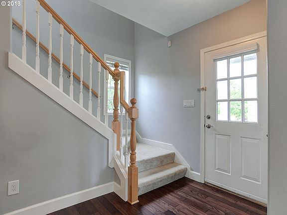 3rd image of 10216 NW Edgewood Dr #6