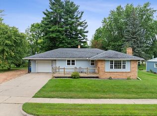 211 Chestnut St, Marathon, WI 54448