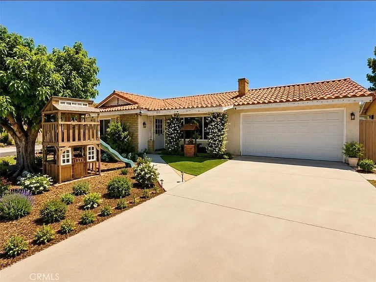 1212 Turquoise St — Photo 11