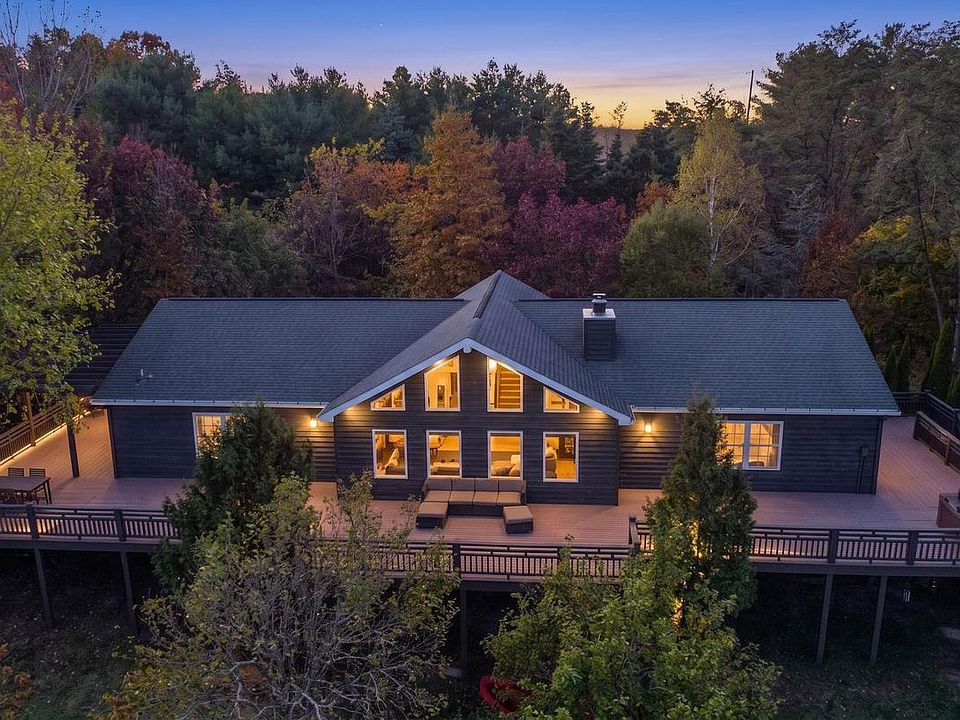 1st image of 3836 Chestnut Grove Rd