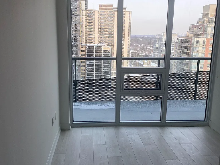 117 Broadway Ave #1407 — Photo 6