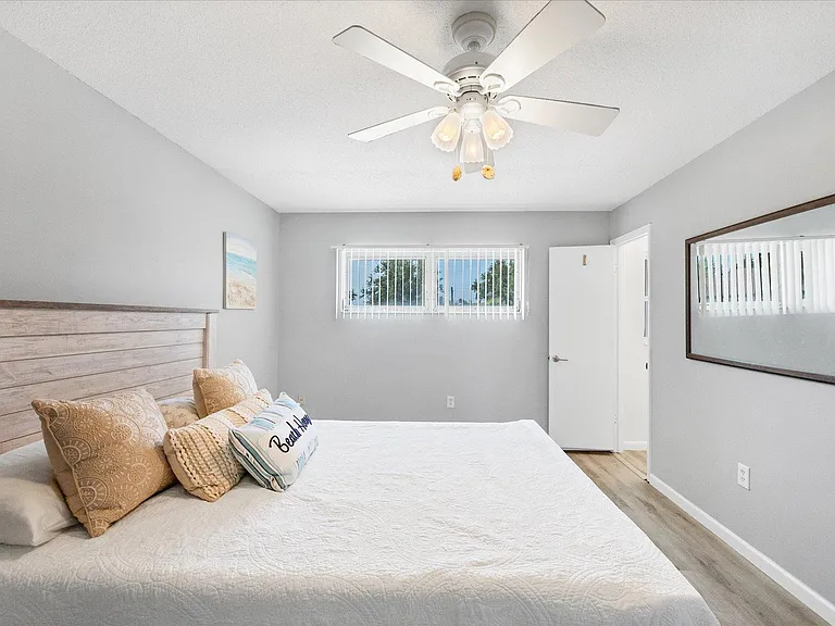 400 Base Ave E #223 — Photo 20