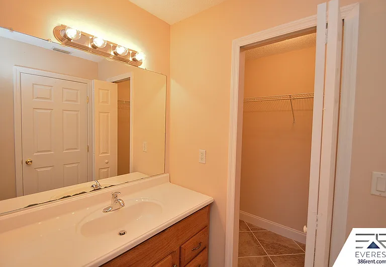 5 Richfield Ln — Photo 12