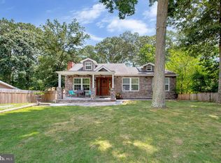 7725 Suitt Dr, Pasadena, MD 21122