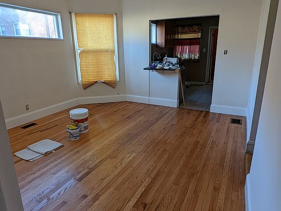 3rd image of 8301 S Maryland Ave