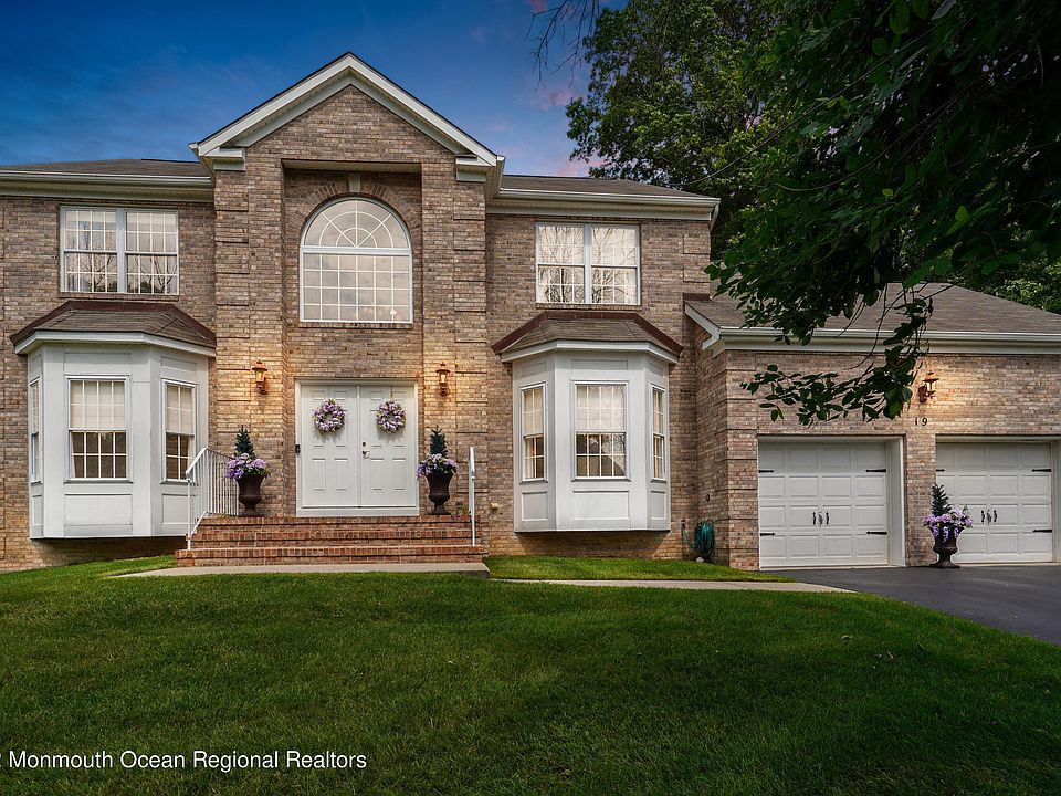 1st image of 19 Northgate Drive