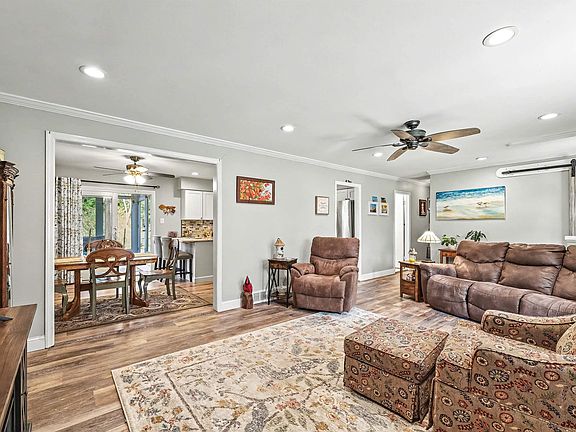 5th image of 655 Weilers Ln