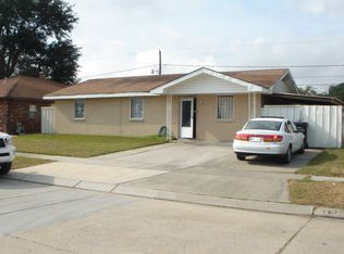 2224 W Christie Dr, Saint Bernard, LA 70085