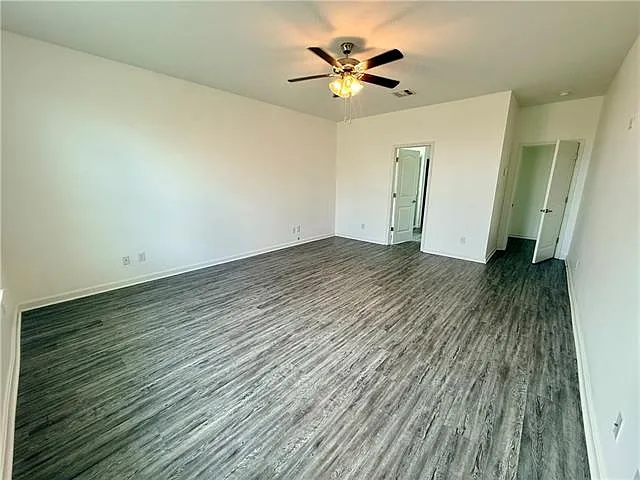 5916 Honey Glade Rd — Photo 10