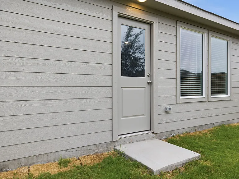 2141 Jesse James Ln — Photo 28