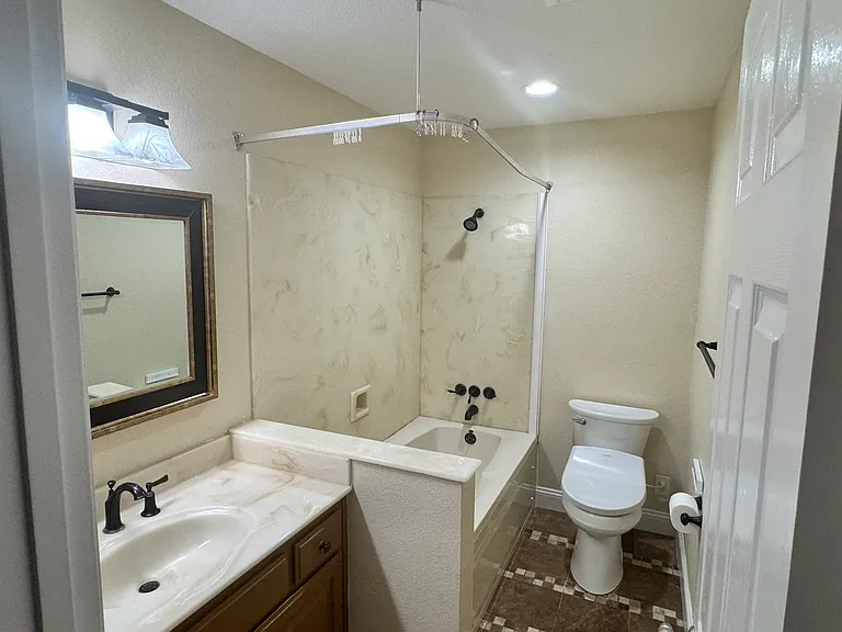 2088 Primrose Ct — Photo 16