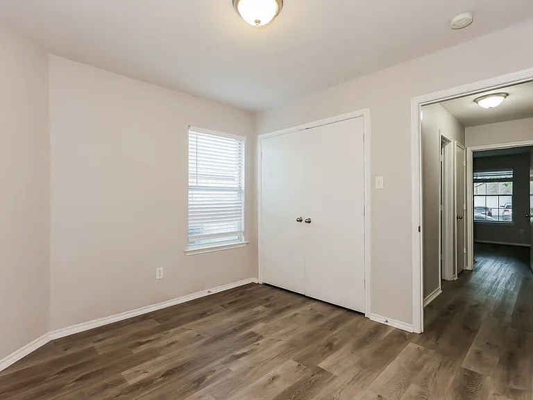 1108 Boxwood Dr — Photo 13
