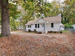 201 Turlington Rd, Newport News, VA 23606