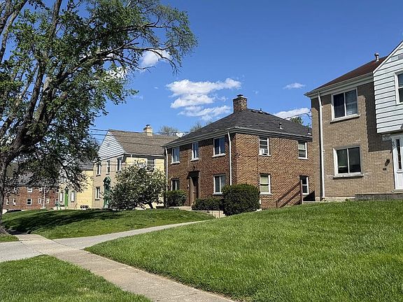 3rd image of 58 Gorman Ln