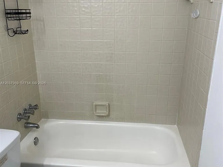 2060 SW 90th Ave #A-18 — Photo 5
